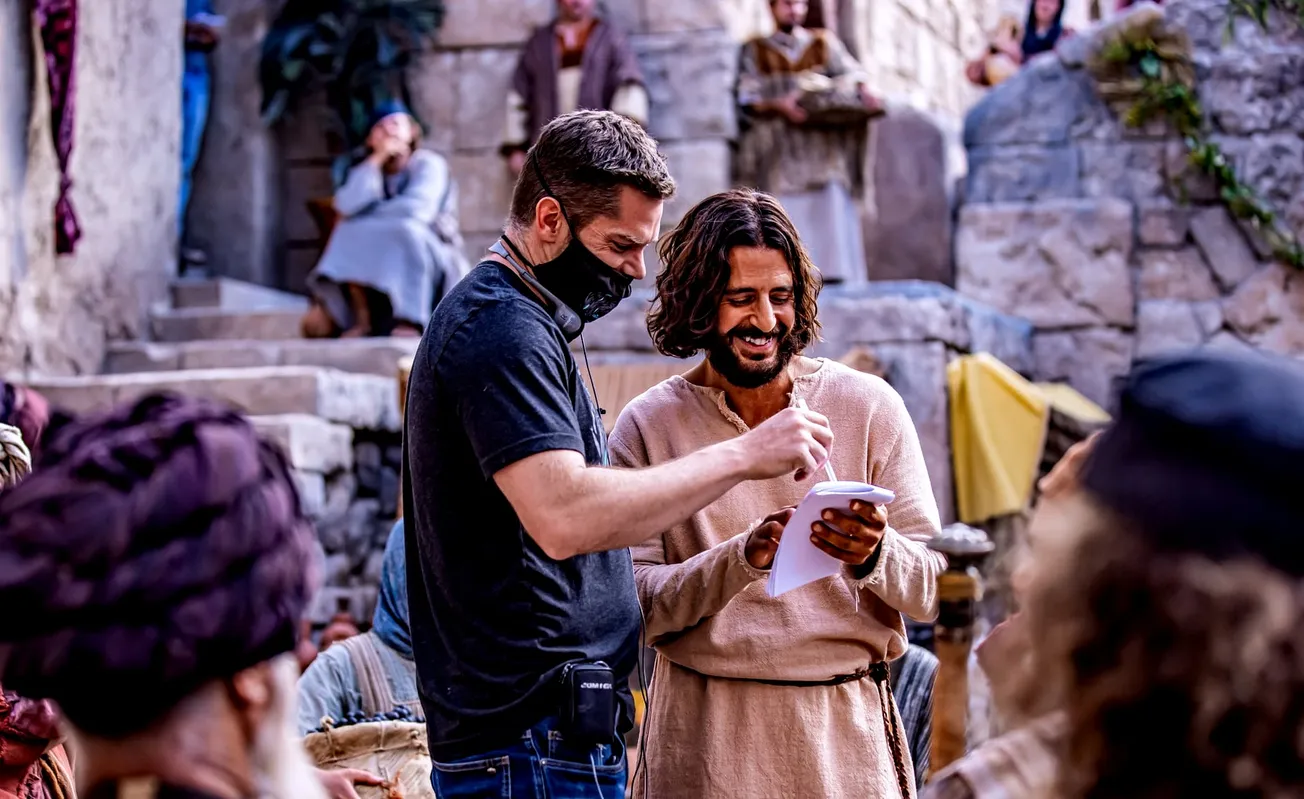 Docuseries on Amazon 'Jonathan & Jesus' Stars Roumie Openly Discussing Challenges of Playing Jesus on 'The Chosen'